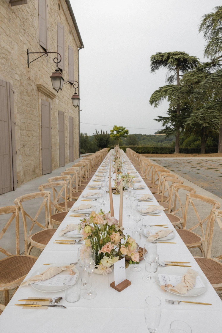 Sydney & Barnarbys wedding at Chateau Engalin