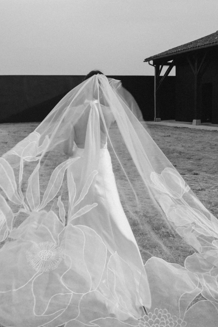 Sydney & Barnarbys wedding at Chateau Engalin