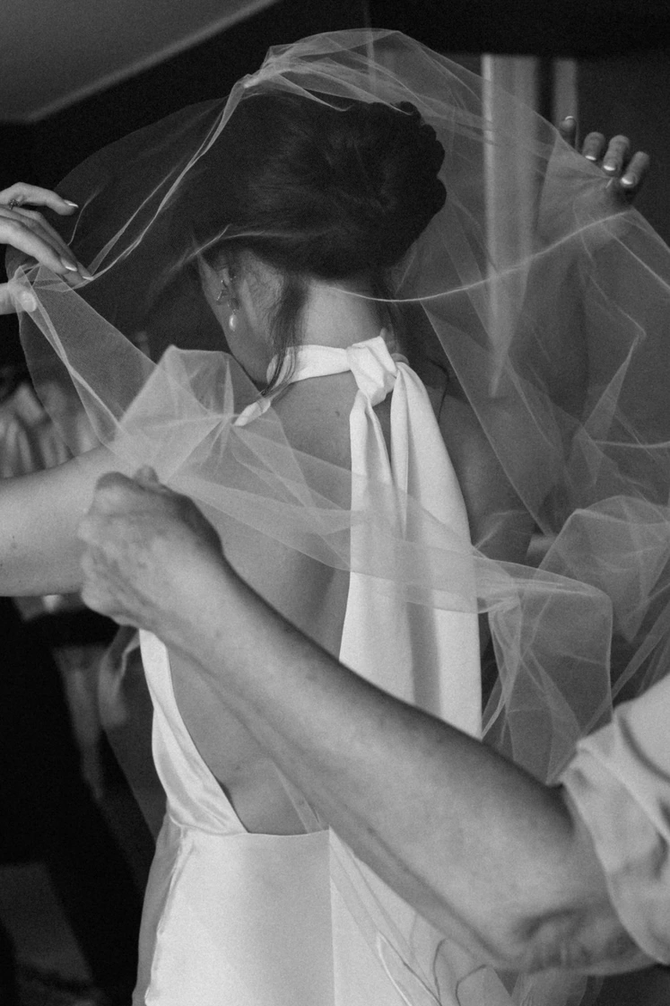 Sydney & Barnarbys wedding at Chateau Engalin